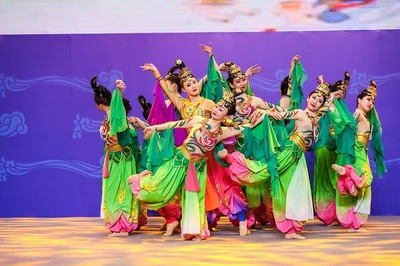 迎冬春文旅新風，絲綢古道煥生機——記“豐收了·游甘肅”冬春文化旅游惠民活動啟動儀式暨絲綢之路(中國)旅行商大會